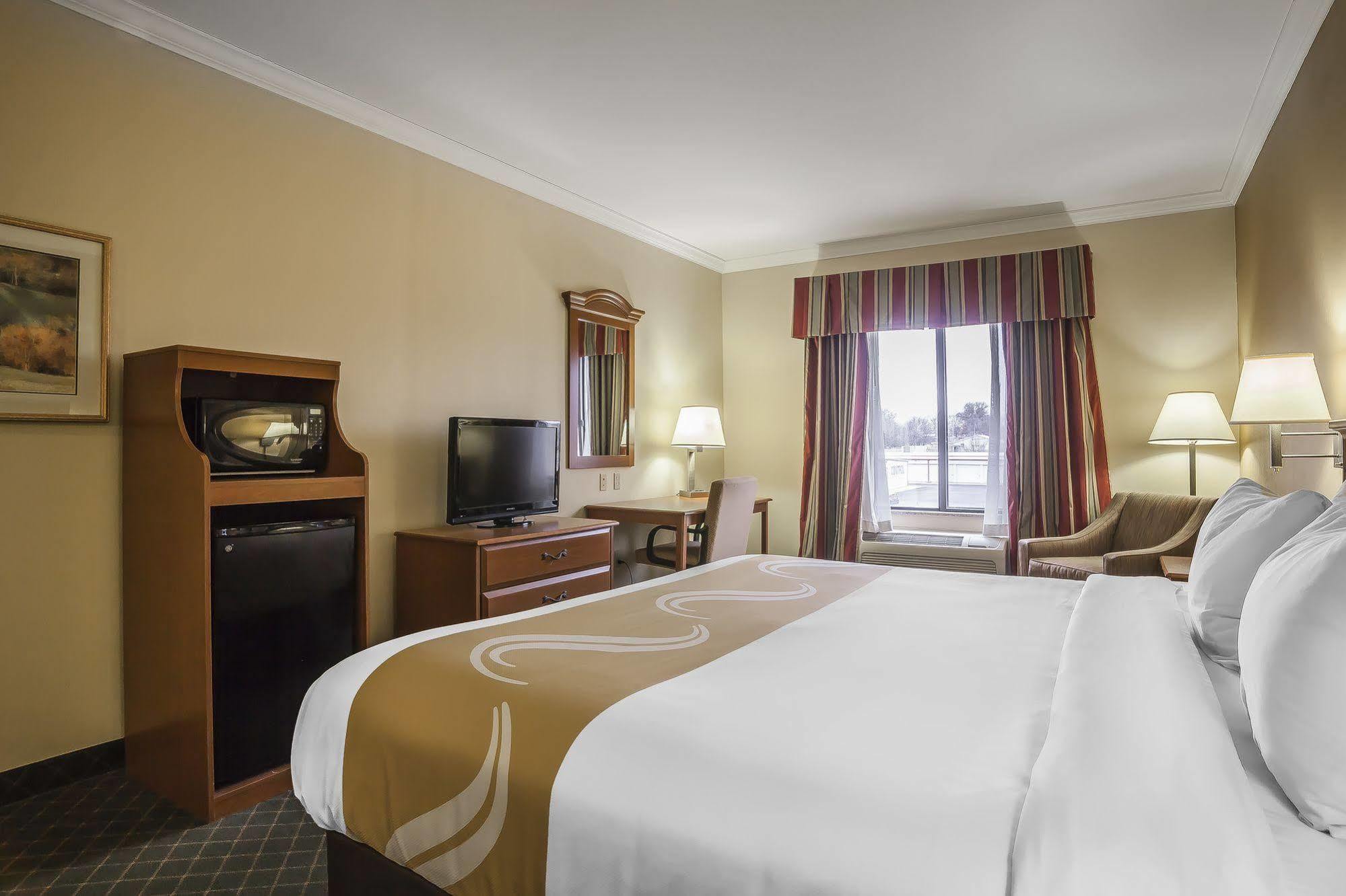Rodeway Inn Tahlequah Zewnętrze zdjęcie